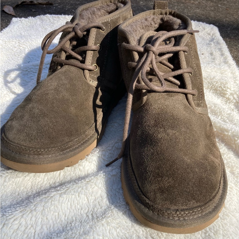 Brown Ugg Neumel